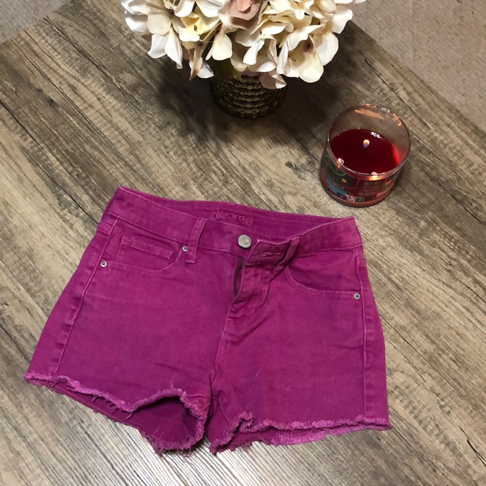 Decree fuschia medium/high-waisted jean shorts